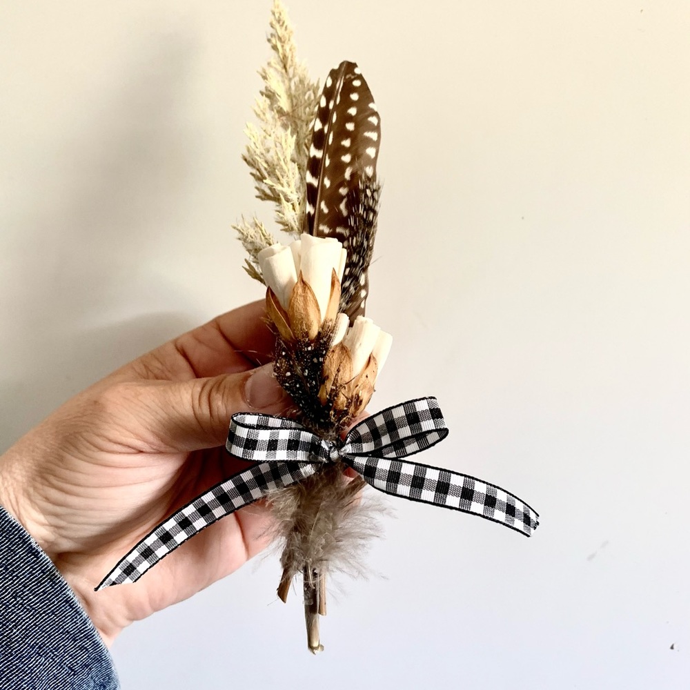Custom Wedding/Prom/Formal Occasion Boutonniere